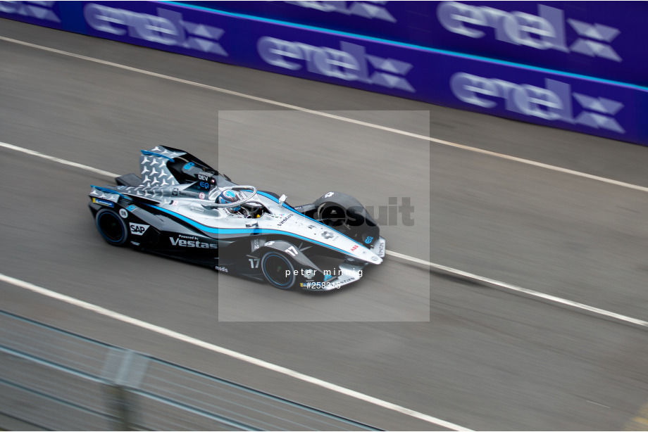 Spacesuit Collections Photo ID 258315, Peter Minnig, London ePrix, UK, 25/07/2021 08:19:55