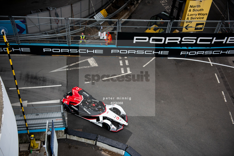 Spacesuit Collections Photo ID 258368, Peter Minnig, London ePrix, UK, 25/07/2021 08:02:41