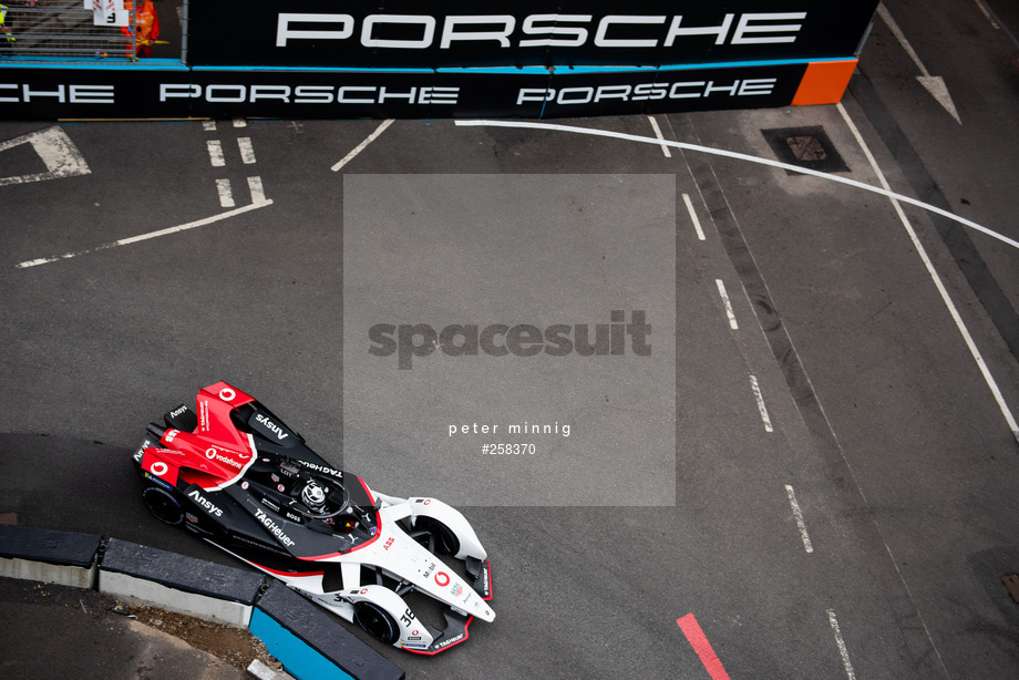 Spacesuit Collections Photo ID 258370, Peter Minnig, London ePrix, UK, 25/07/2021 08:02:43