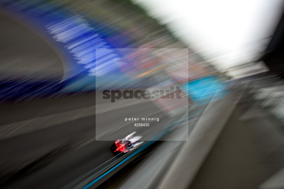 Spacesuit Collections Photo ID 258430, Peter Minnig, London ePrix, UK, 25/07/2021 08:35:37