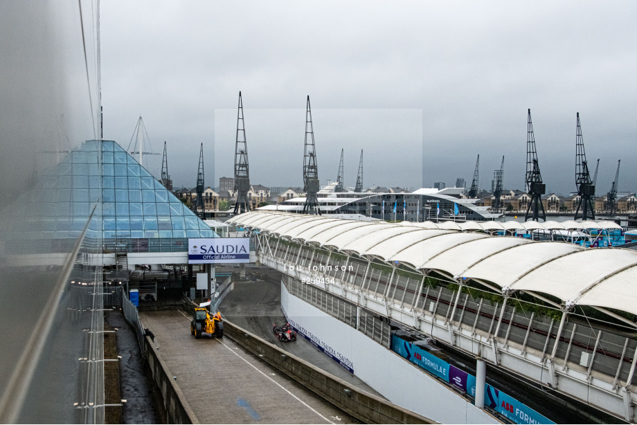 Spacesuit Collections Photo ID 259434, Lou Johnson, London ePrix, UK, 24/07/2021 09:02:01