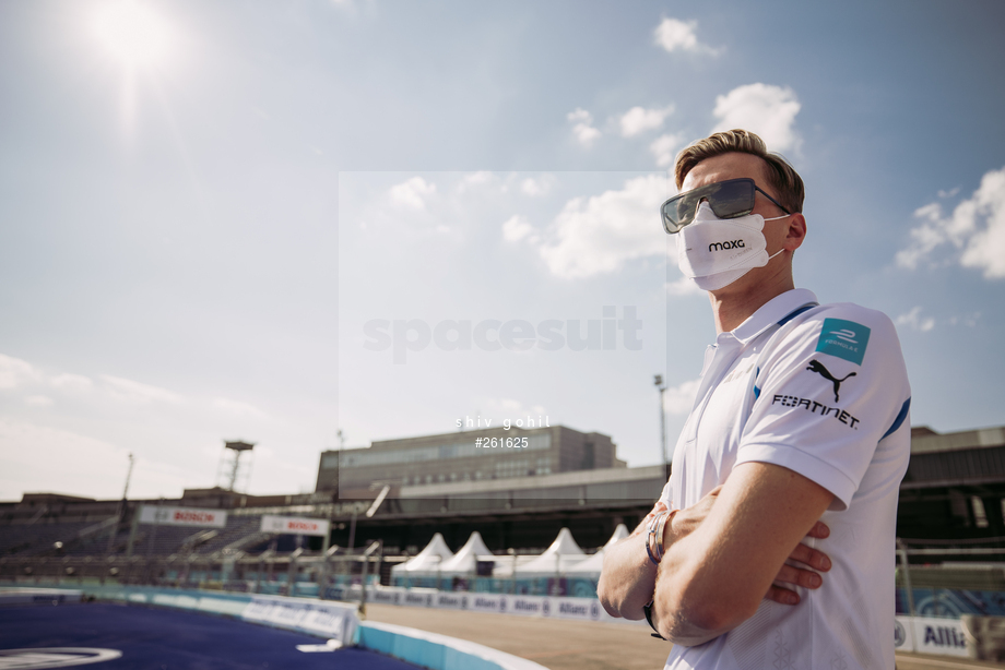 Spacesuit Collections Photo ID 261625, Shiv Gohil, Berlin ePrix, Germany, 12/08/2021 16:32:34