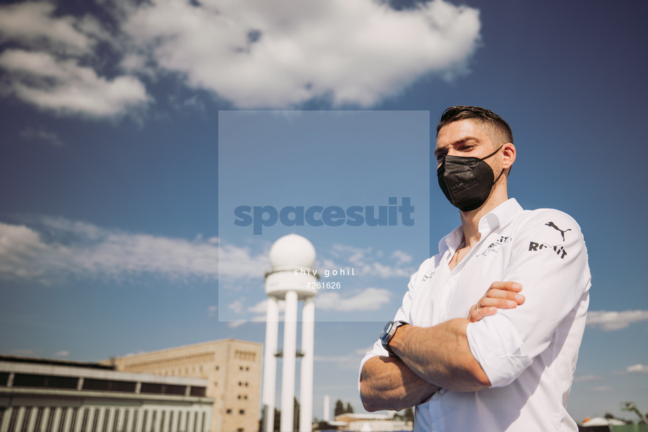 Spacesuit Collections Photo ID 261626, Shiv Gohil, Berlin ePrix, Germany, 12/08/2021 16:27:19