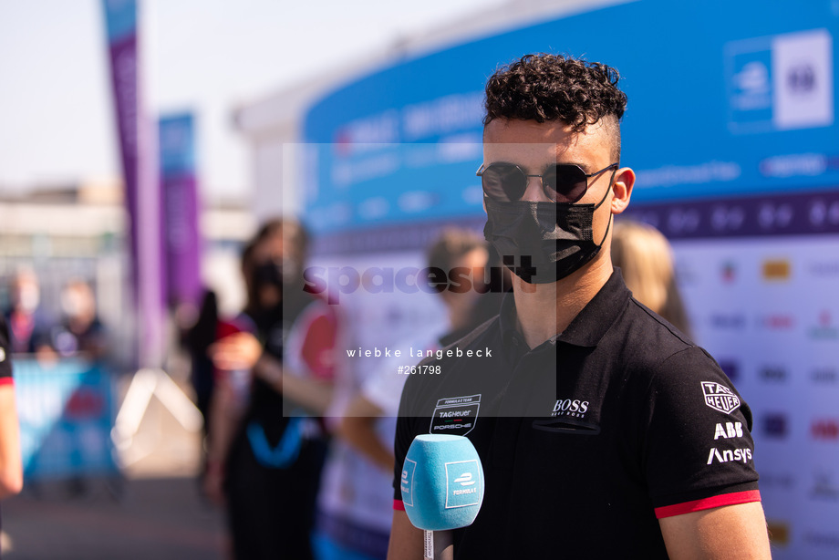 Spacesuit Collections Photo ID 261798, Wiebke Langebeck, Berlin ePrix, Germany, 13/08/2021 11:52:46