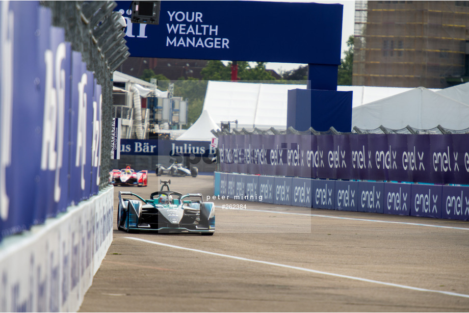 Spacesuit Collections Photo ID 262384, Peter Minnig, Berlin ePrix, Germany, 13/08/2021 17:16:05