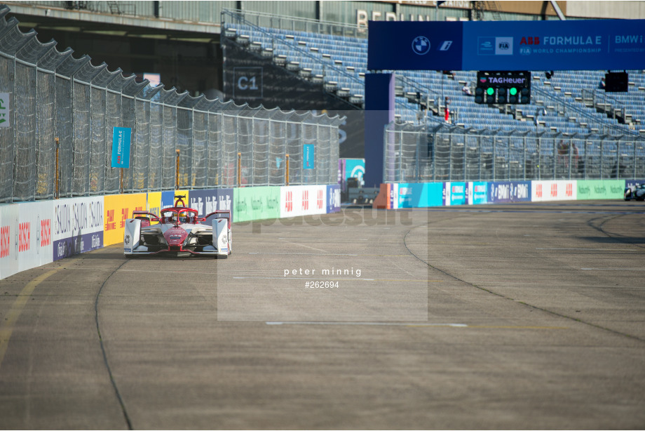 Spacesuit Collections Photo ID 262694, Peter Minnig, Berlin ePrix, Germany, 14/08/2021 08:02:29