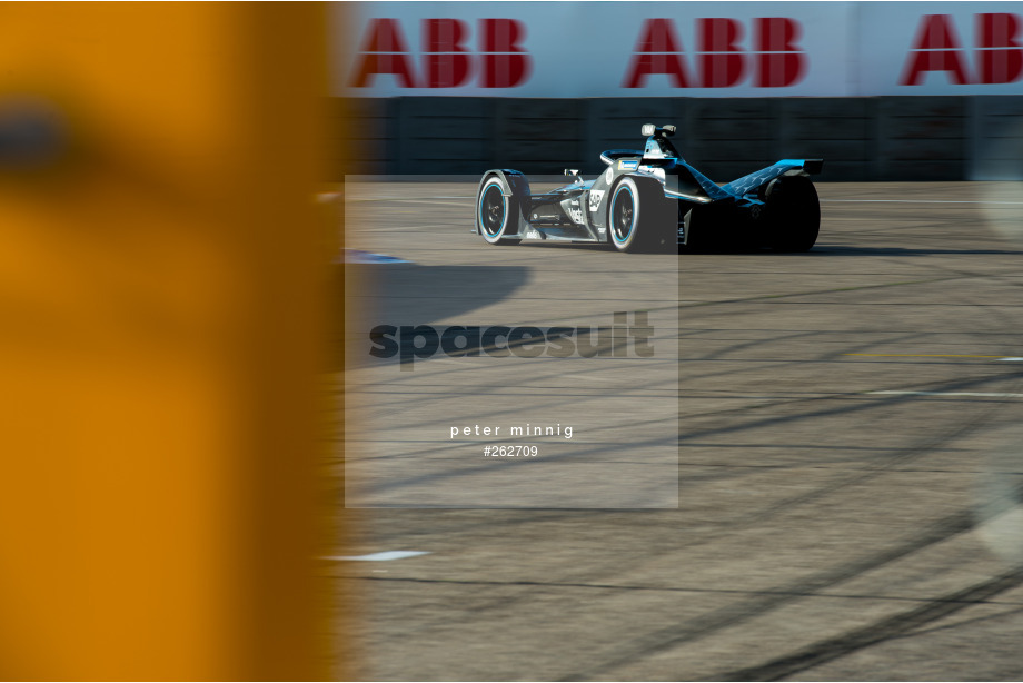 Spacesuit Collections Photo ID 262709, Peter Minnig, Berlin ePrix, Germany, 14/08/2021 08:04:28