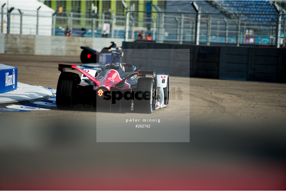 Spacesuit Collections Photo ID 262742, Peter Minnig, Berlin ePrix, Germany, 14/08/2021 08:13:47