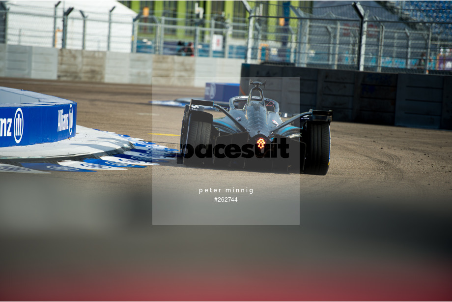 Spacesuit Collections Photo ID 262744, Peter Minnig, Berlin ePrix, Germany, 14/08/2021 08:14:14