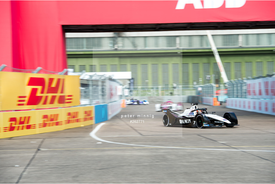 Spacesuit Collections Photo ID 262771, Peter Minnig, Berlin ePrix, Germany, 14/08/2021 08:28:21