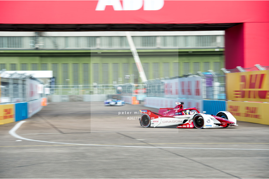 Spacesuit Collections Photo ID 262773, Peter Minnig, Berlin ePrix, Germany, 14/08/2021 08:28:23