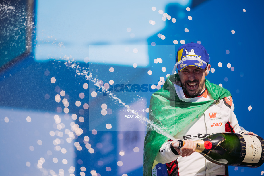 Spacesuit Collections Photo ID 263152, Shiv Gohil, Berlin ePrix, Germany, 14/08/2021 15:10:39