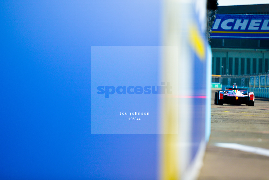 Spacesuit Collections Photo ID 26344, Lou Johnson, Berlin ePrix, Germany, 10/06/2017 08:35:43