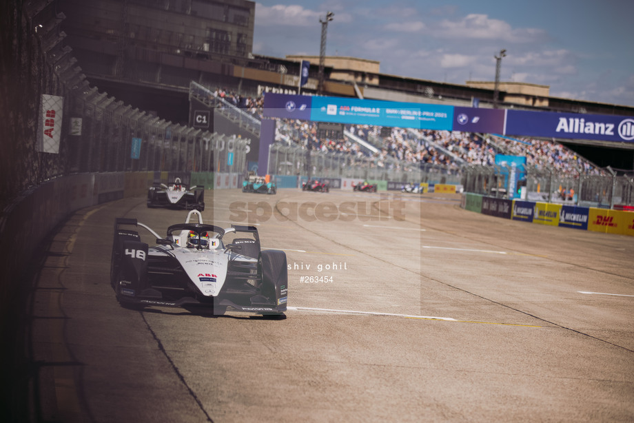 Spacesuit Collections Photo ID 263454, Shiv Gohil, Berlin ePrix, Germany, 14/08/2021 14:07:51