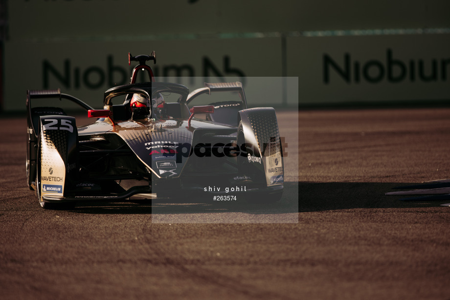 Spacesuit Collections Photo ID 263574, Shiv Gohil, Berlin ePrix, Germany, 14/08/2021 08:01:38