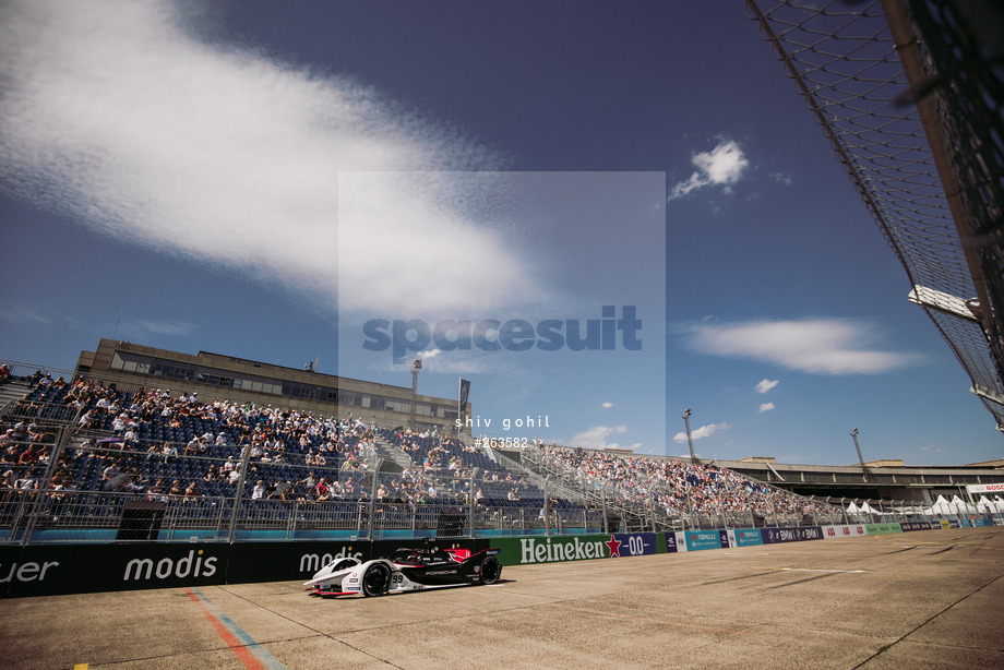 Spacesuit Collections Photo ID 263582, Shiv Gohil, Berlin ePrix, Germany, 14/08/2021 14:46:21