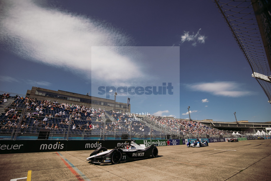 Spacesuit Collections Photo ID 263597, Shiv Gohil, Berlin ePrix, Germany, 14/08/2021 14:45:51