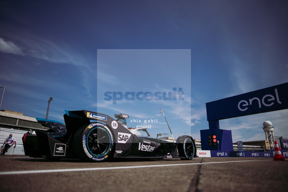 Spacesuit Collections Photo ID 264842, Shiv Gohil, Berlin ePrix, Germany, 15/08/2021 12:16:50