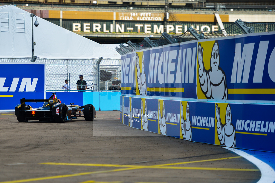 Spacesuit Collections Photo ID 26497, Lou Johnson, Berlin ePrix, Germany, 10/06/2017 10:42:15