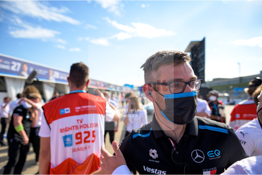 Spacesuit Collections Photo ID 265335, Peter Minnig, Berlin ePrix, Germany, 15/08/2021 16:50:55