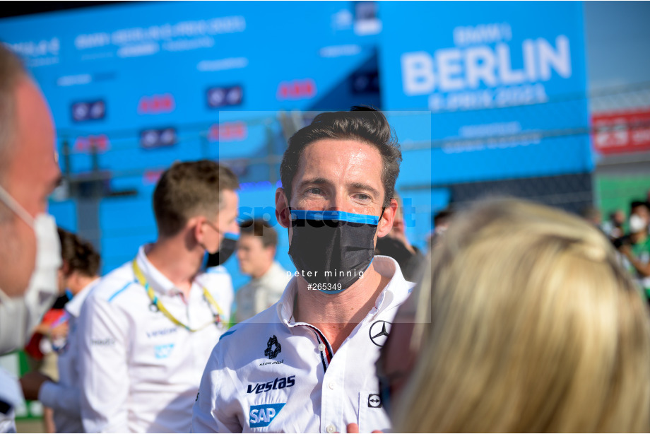 Spacesuit Collections Photo ID 265349, Peter Minnig, Berlin ePrix, Germany, 15/08/2021 16:57:19