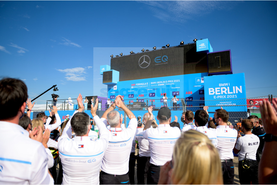 Spacesuit Collections Photo ID 265450, Peter Minnig, Berlin ePrix, Germany, 15/08/2021 17:15:20