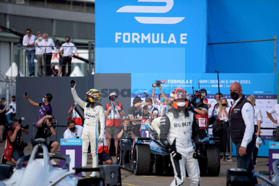 Spacesuit Collections Photo ID 265540, Peter Minnig, Berlin ePrix, Germany, 15/08/2021 16:49:26