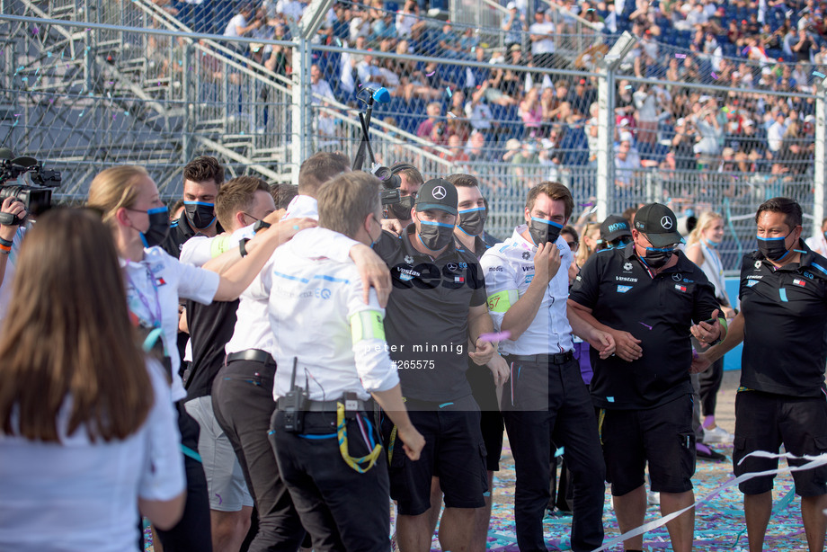 Spacesuit Collections Photo ID 265575, Peter Minnig, Berlin ePrix, Germany, 15/08/2021 17:22:54