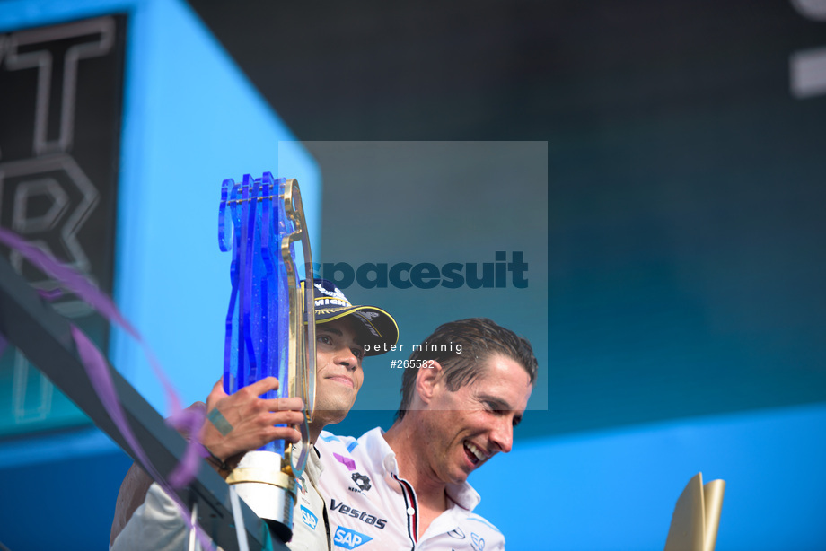 Spacesuit Collections Photo ID 265582, Peter Minnig, Berlin ePrix, Germany, 15/08/2021 17:24:20