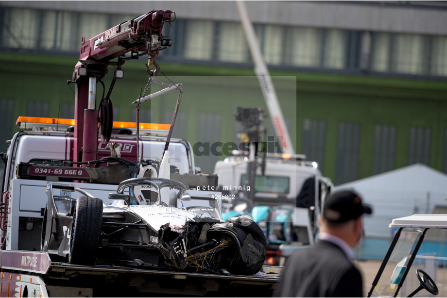 Spacesuit Collections Photo ID 265802, Peter Minnig, Berlin ePrix, Germany, 15/08/2021 15:48:52