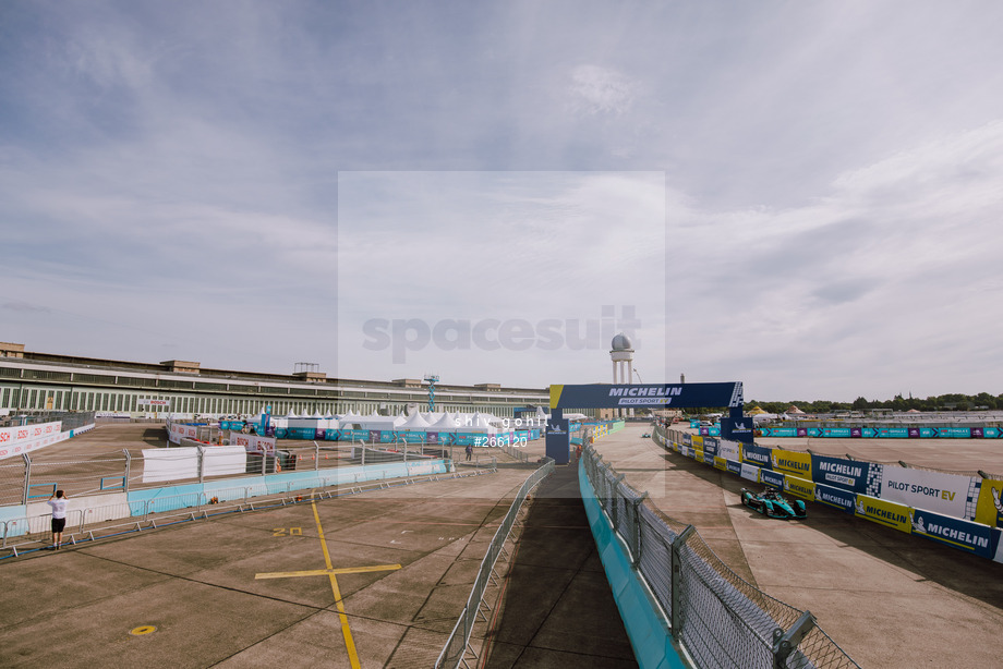 Spacesuit Collections Photo ID 266120, Shiv Gohil, Berlin ePrix, Germany, 15/08/2021 09:41:48