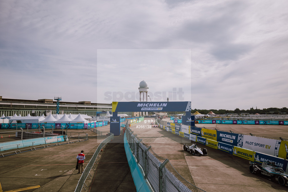 Spacesuit Collections Photo ID 266138, Shiv Gohil, Berlin ePrix, Germany, 15/08/2021 09:37:24