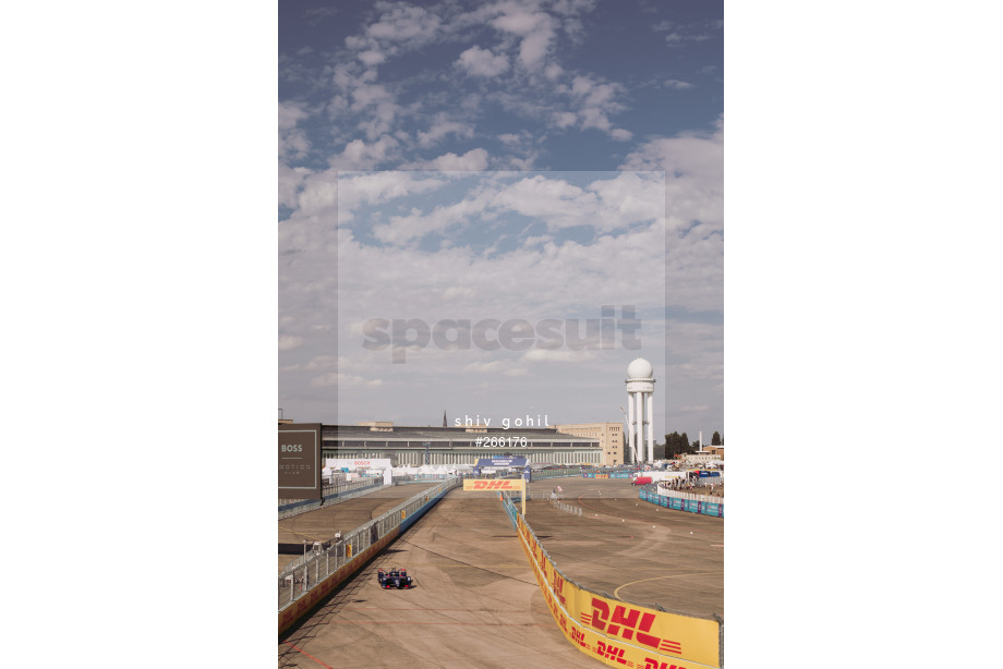 Spacesuit Collections Photo ID 266176, Shiv Gohil, Berlin ePrix, Germany, 15/08/2021 16:28:20