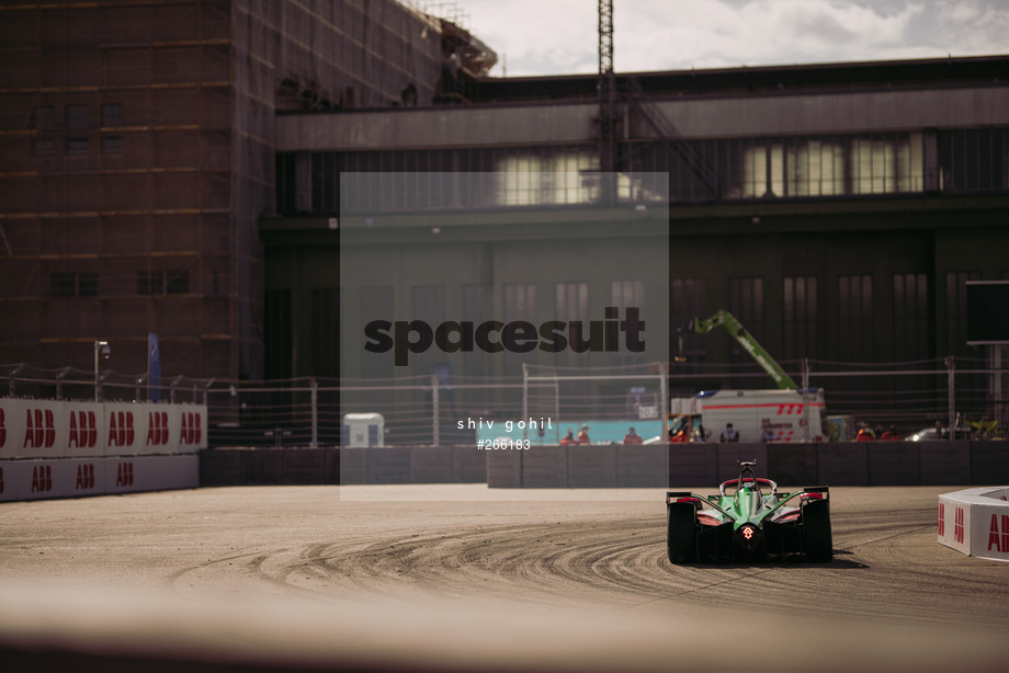 Spacesuit Collections Photo ID 266183, Shiv Gohil, Berlin ePrix, Germany, 15/08/2021 16:19:48