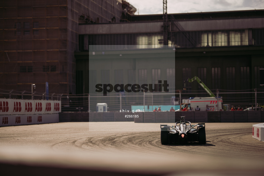 Spacesuit Collections Photo ID 266185, Shiv Gohil, Berlin ePrix, Germany, 15/08/2021 16:19:47