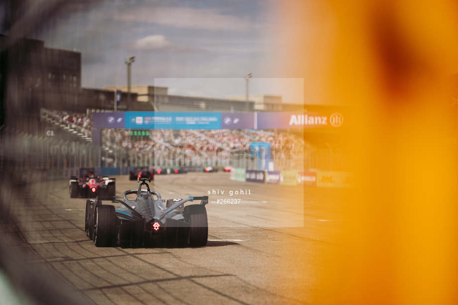 Spacesuit Collections Photo ID 266237, Shiv Gohil, Berlin ePrix, Germany, 15/08/2021 16:04:04