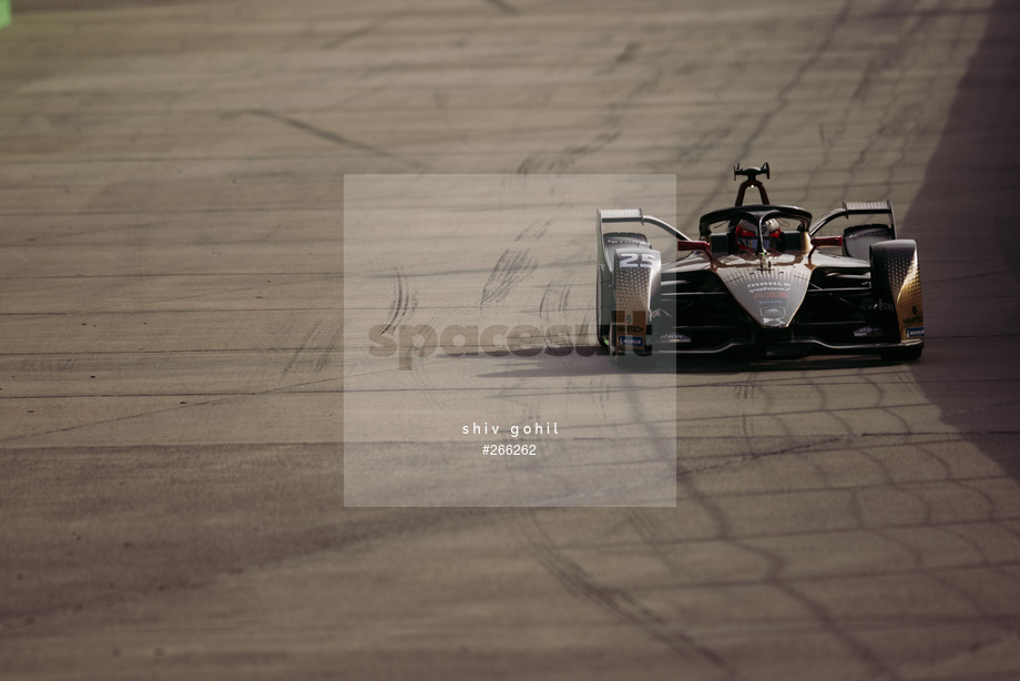 Spacesuit Collections Photo ID 266262, Shiv Gohil, Berlin ePrix, Germany, 15/08/2021 09:33:01