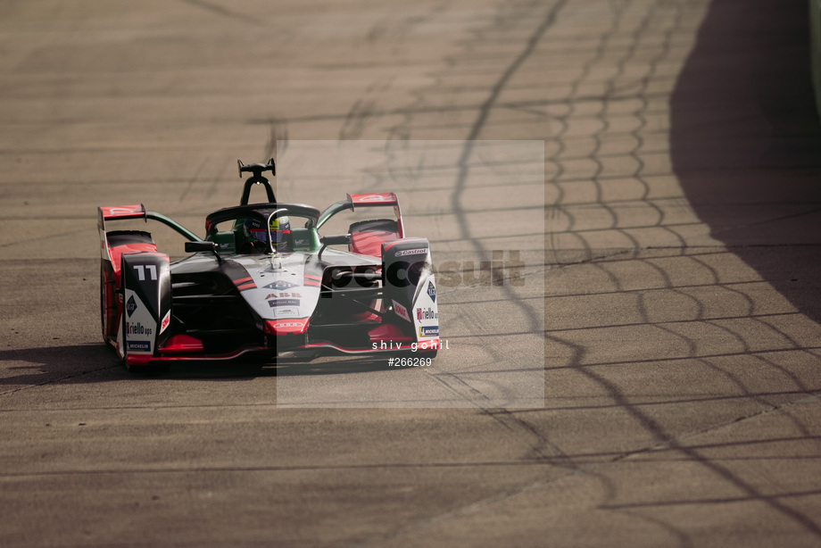 Spacesuit Collections Photo ID 266269, Shiv Gohil, Berlin ePrix, Germany, 15/08/2021 09:32:08