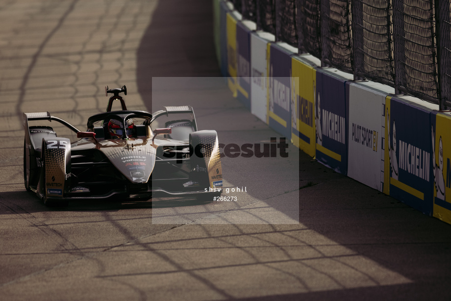 Spacesuit Collections Photo ID 266273, Shiv Gohil, Berlin ePrix, Germany, 15/08/2021 09:31:47