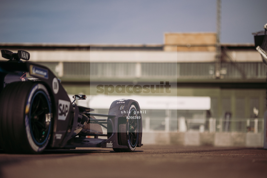 Spacesuit Collections Photo ID 266349, Shiv Gohil, Berlin ePrix, Germany, 15/08/2021 08:16:42