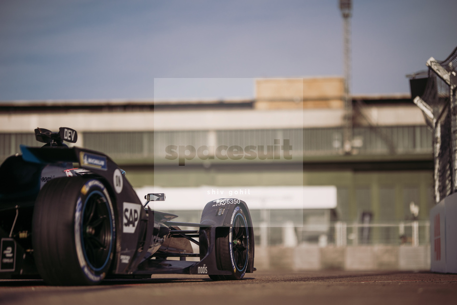 Spacesuit Collections Photo ID 266350, Shiv Gohil, Berlin ePrix, Germany, 15/08/2021 08:15:41