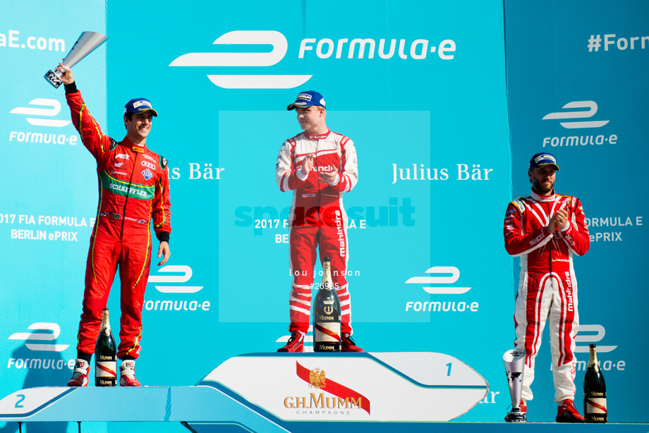 Spacesuit Collections Photo ID 26985, Lou Johnson, Berlin ePrix, Germany, 10/06/2017 17:10:03