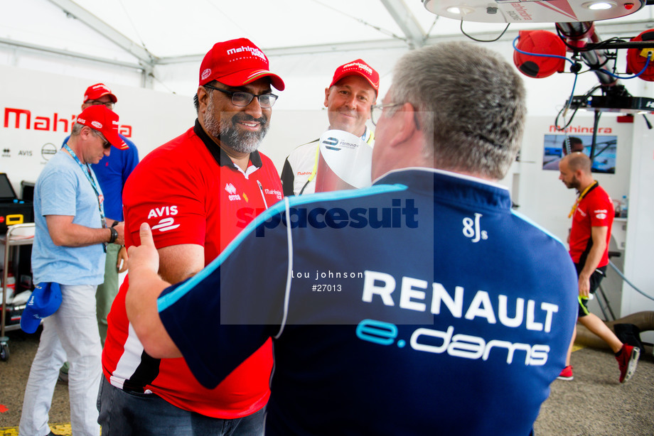 Spacesuit Collections Photo ID 27013, Lou Johnson, Berlin ePrix, Germany, 10/06/2017 17:20:02