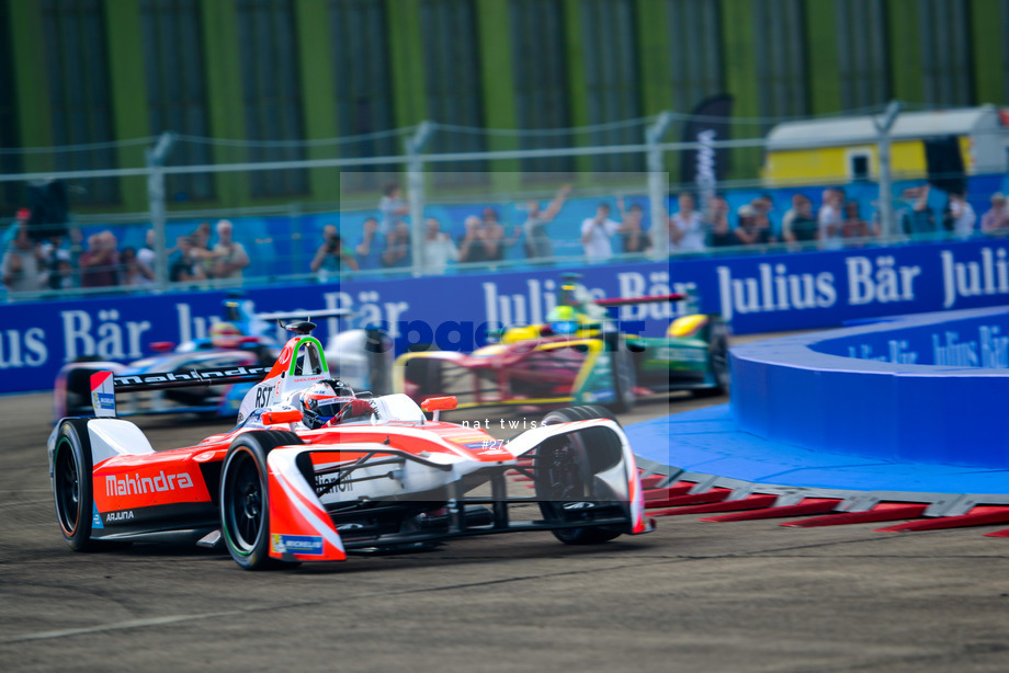 Spacesuit Collections Photo ID 27107, Nat Twiss, Berlin ePrix, Germany, 10/06/2017 16:29:24