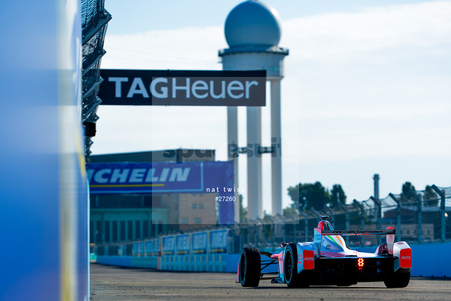 Spacesuit Collections Photo ID 27260, Nat Twiss, Berlin ePrix, Germany, 11/06/2017 08:15:57