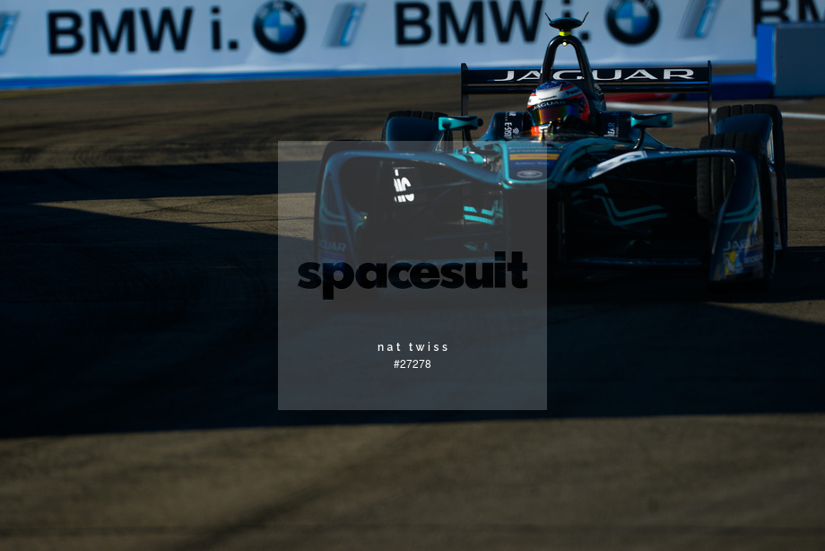 Spacesuit Collections Photo ID 27278, Nat Twiss, Berlin ePrix, Germany, 11/06/2017 08:13:34