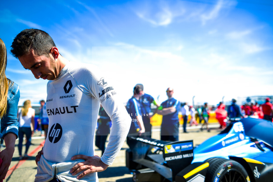 Spacesuit Collections Photo ID 28004, Nat Twiss, Berlin ePrix, Germany, 11/06/2017 15:44:40