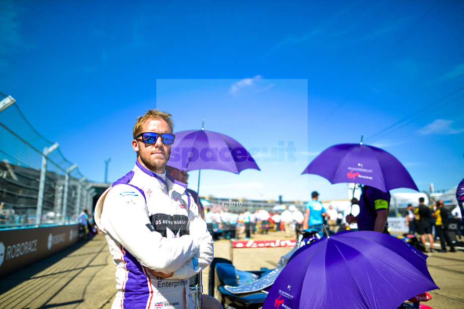 Spacesuit Collections Photo ID 28010, Nat Twiss, Berlin ePrix, Germany, 11/06/2017 15:49:08