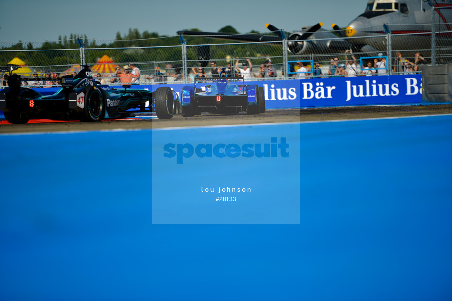 Spacesuit Collections Photo ID 28133, Lou Johnson, Berlin ePrix, Germany, 11/06/2017 16:48:21
