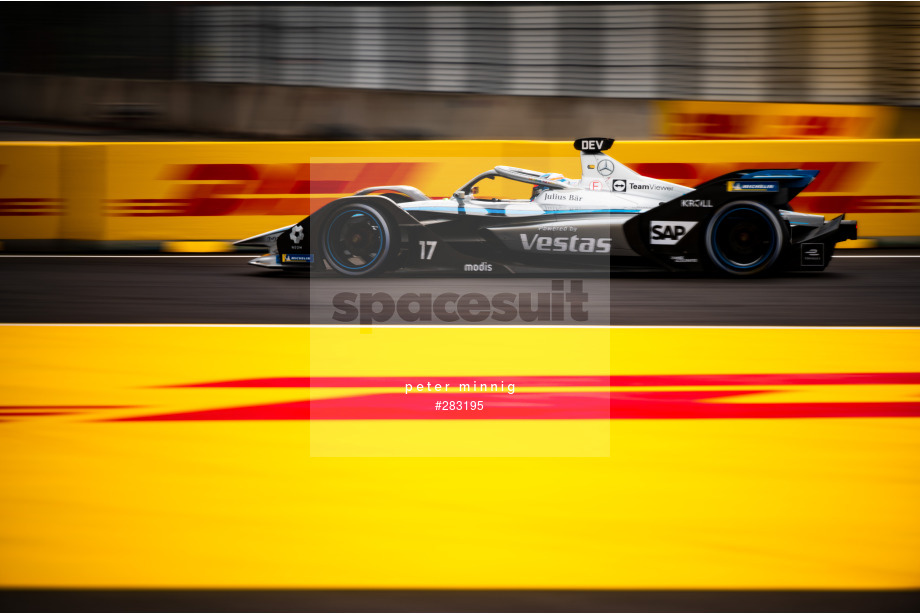 Spacesuit Collections Photo ID 283195, Peter Minnig, Mexico City ePrix, Mexico, 12/02/2022 08:28:24